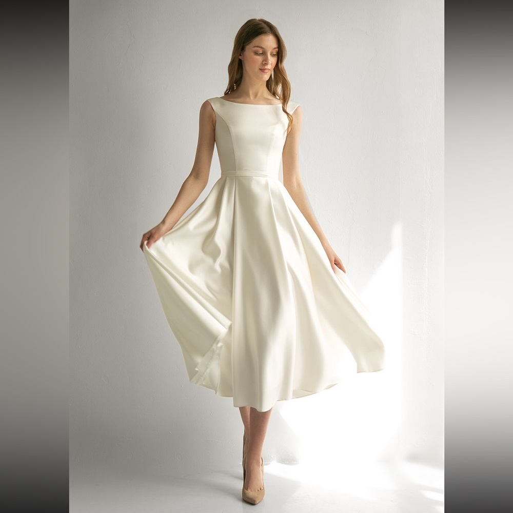 Midi satin wedding dress with classic boat neckline